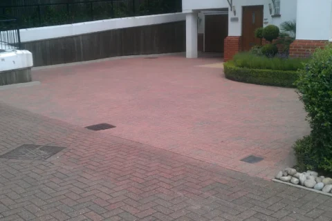 <span class="gradient-text">Driveway Cleaning</span> in Waltham Abbey